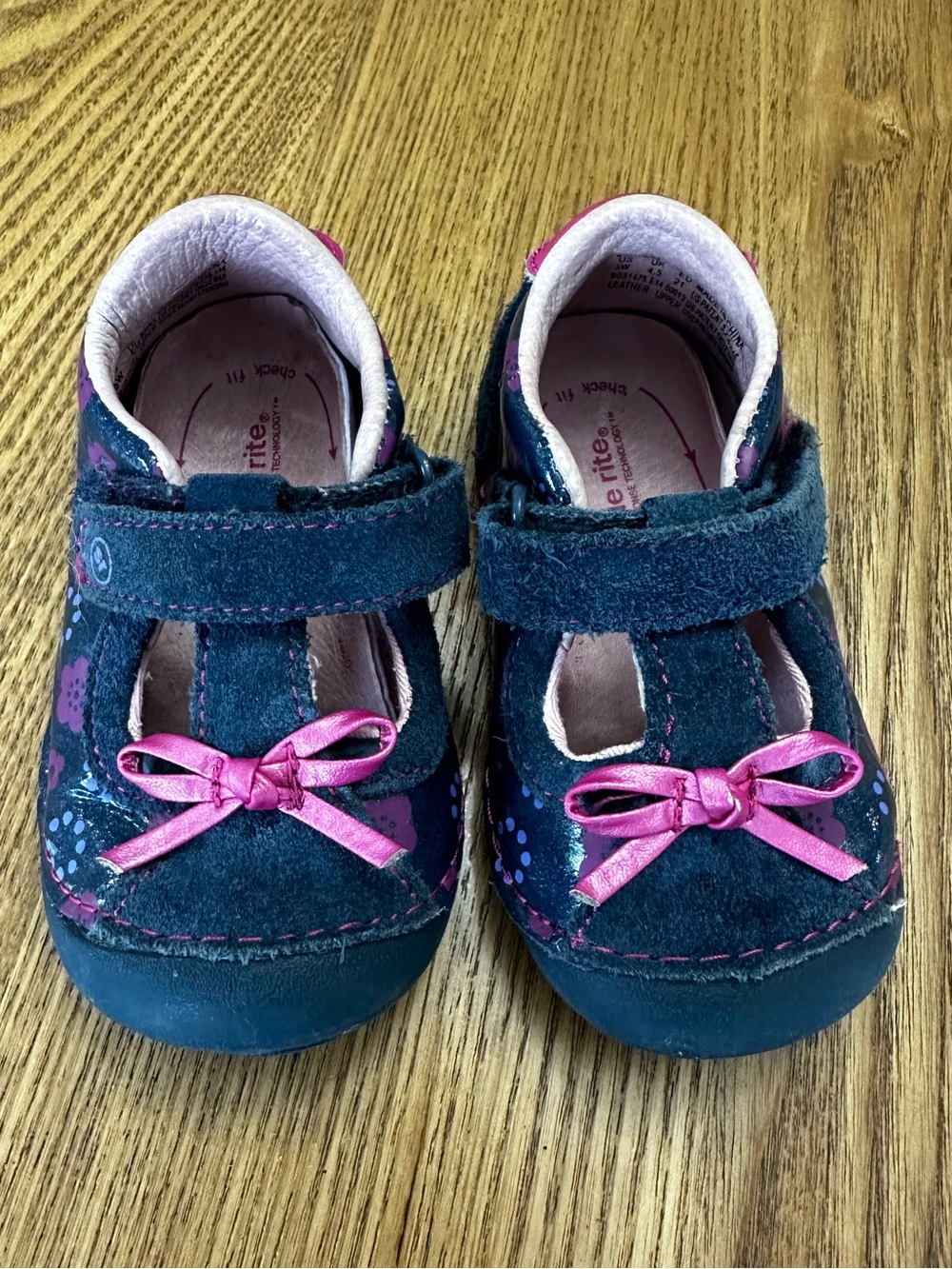 Stride Rite Toddler Floral Mary Jane Shoes in Navy and Pink/Purple - Picture 2 of 6